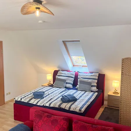 Kroeslin Apartments 公寓 Kröslin