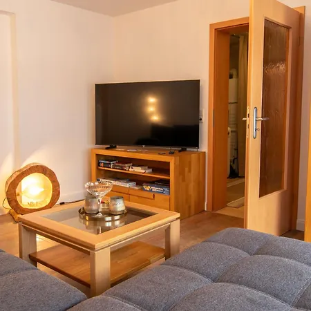 شقة Kroeslin Apartments كروزلين